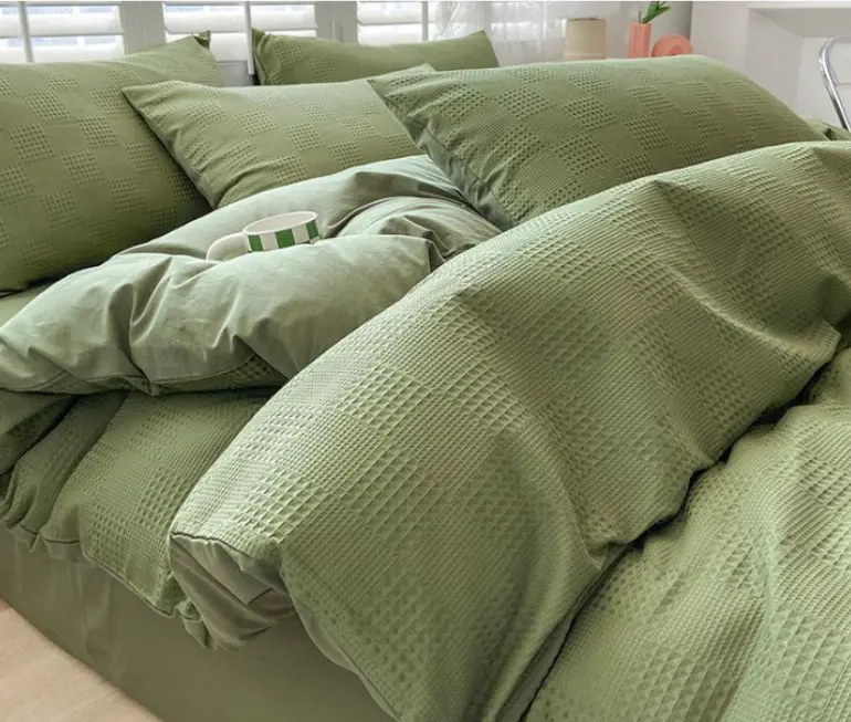 NL 100032 Four Piece Cotton Set