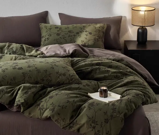 NL 100205 Four Piece Cotton Bedding Set