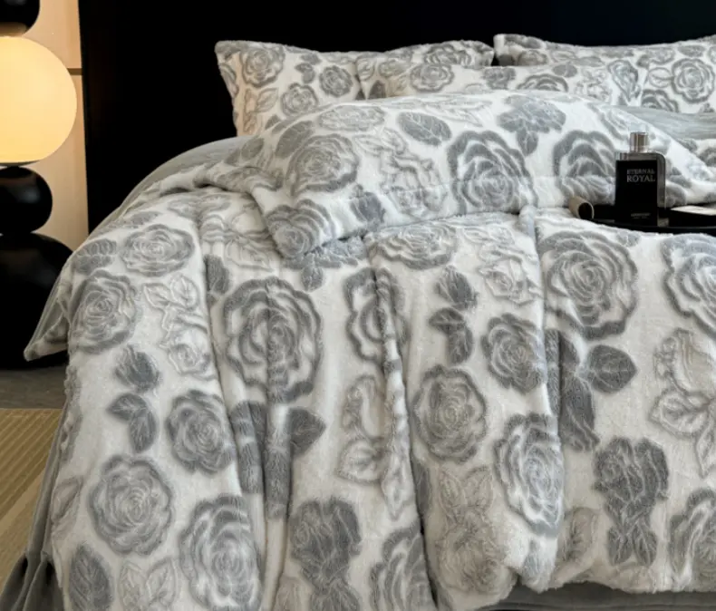 NL 100223 Class A Milk Velvet Four-Piece Bedding Set