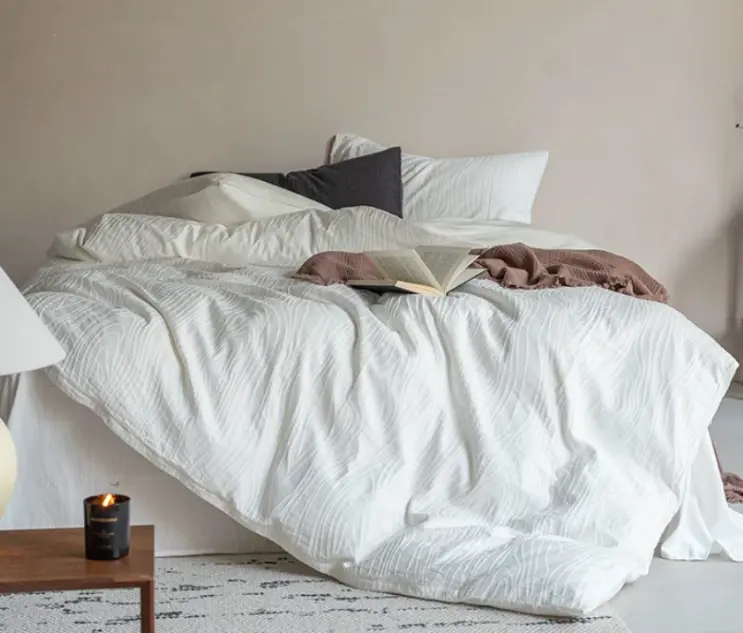 NL 100272 Four-Piece Cotton Bedding Set