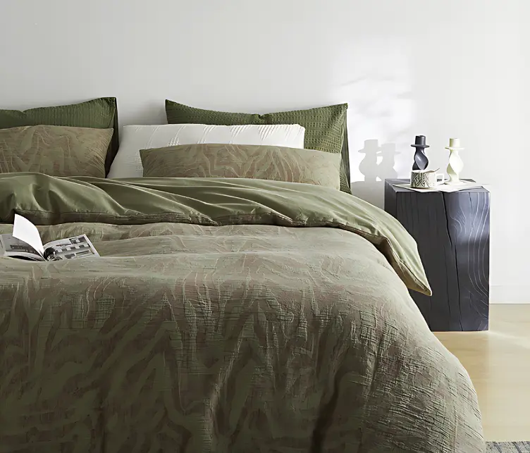 NL 100121 Four Piece Cotton Bedding Set 