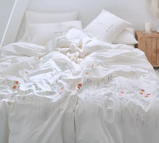 NL 100021 Four- Piece Cotton Set Embroidery