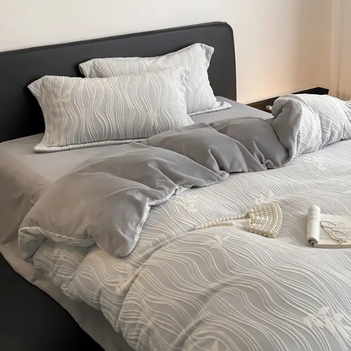 NL 100146 Three Dimensional Milk Velvet Four-Piece Set