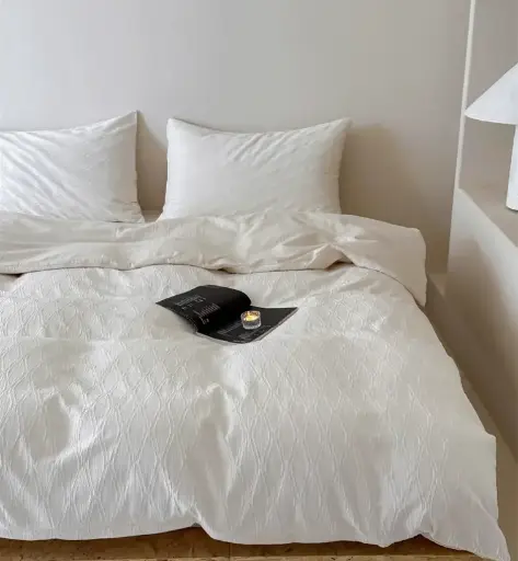 [NL 100175] NL 100175 Four Piece Cotton Bedding Set (Cream White)