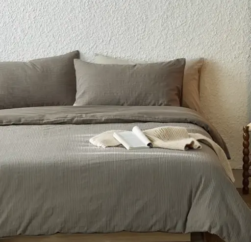 NL 100180 Four Piece Cotton Bedding Set