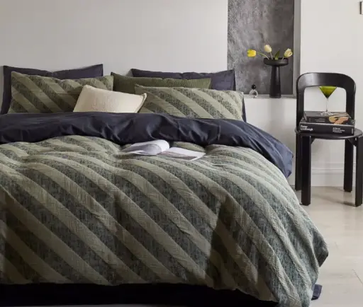 [NL 100089] NL 100089 Four Piece Bedding Set