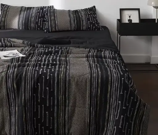 NL 100199 Four Piece Cotton Bedding Set