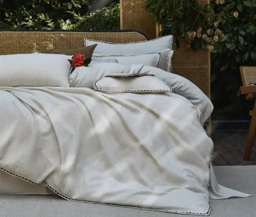 [NL 100255] NL 100255 Four Piece Linen + Cotton Bedding Set