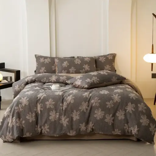 NL 100166 Four Piece Cotton Bedding Set